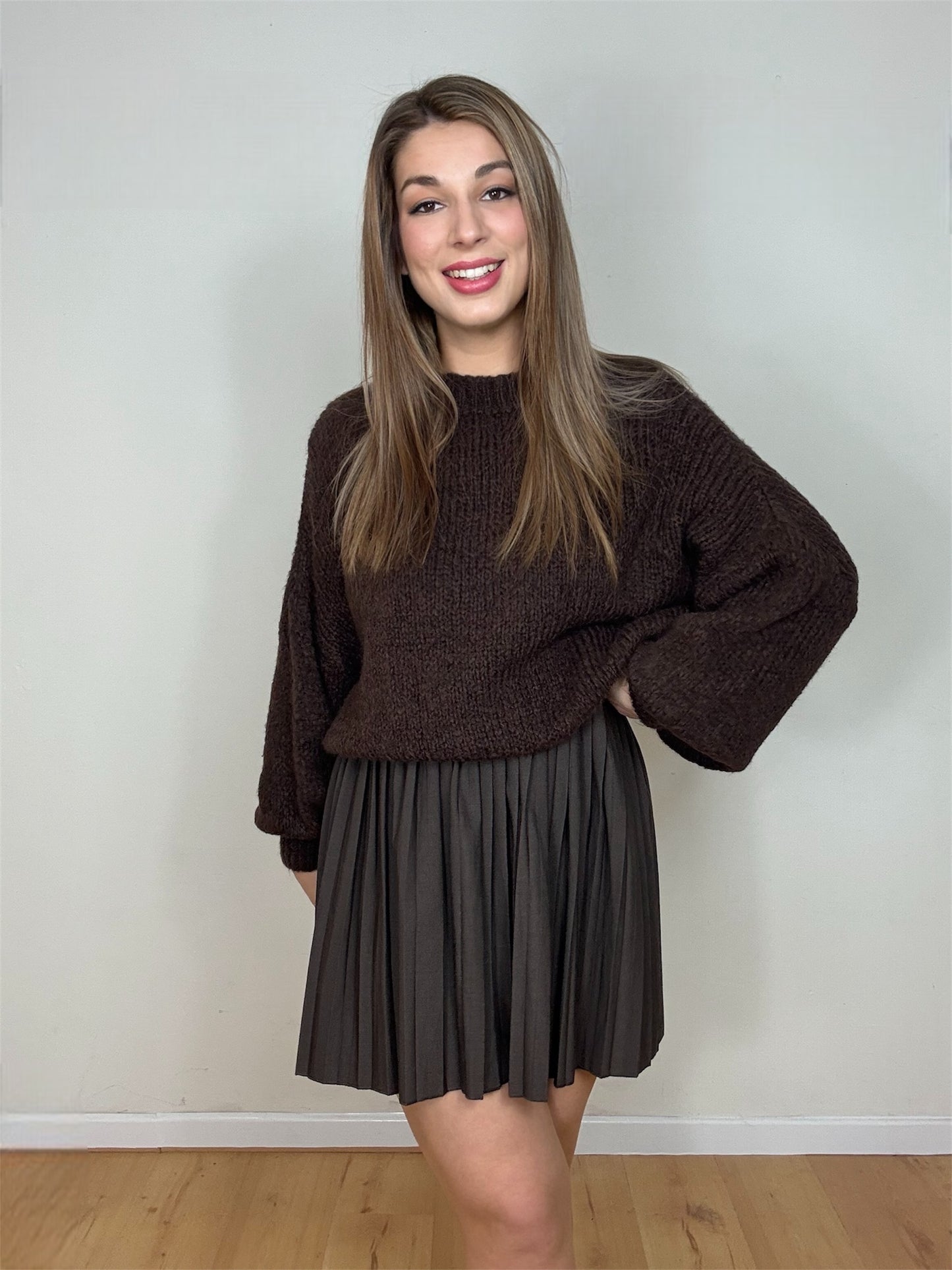 PLEATED SKIRT | BROWN