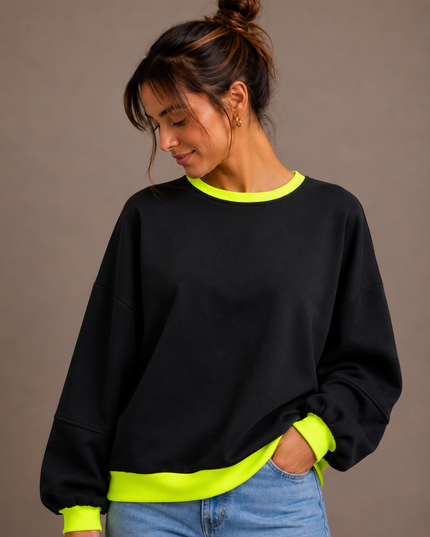 OVERSIZED FLUO SWEATER