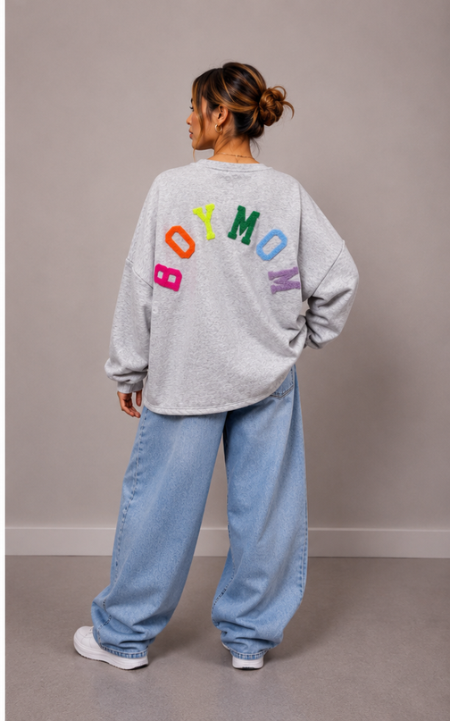 OVERSIZED BOYMOM SWEATER