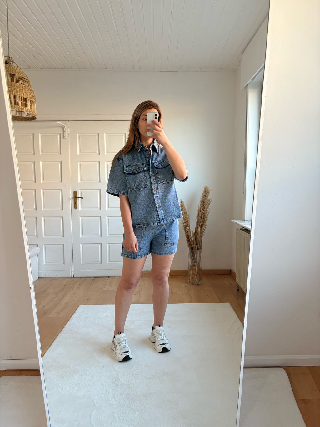 SET ROXANNE