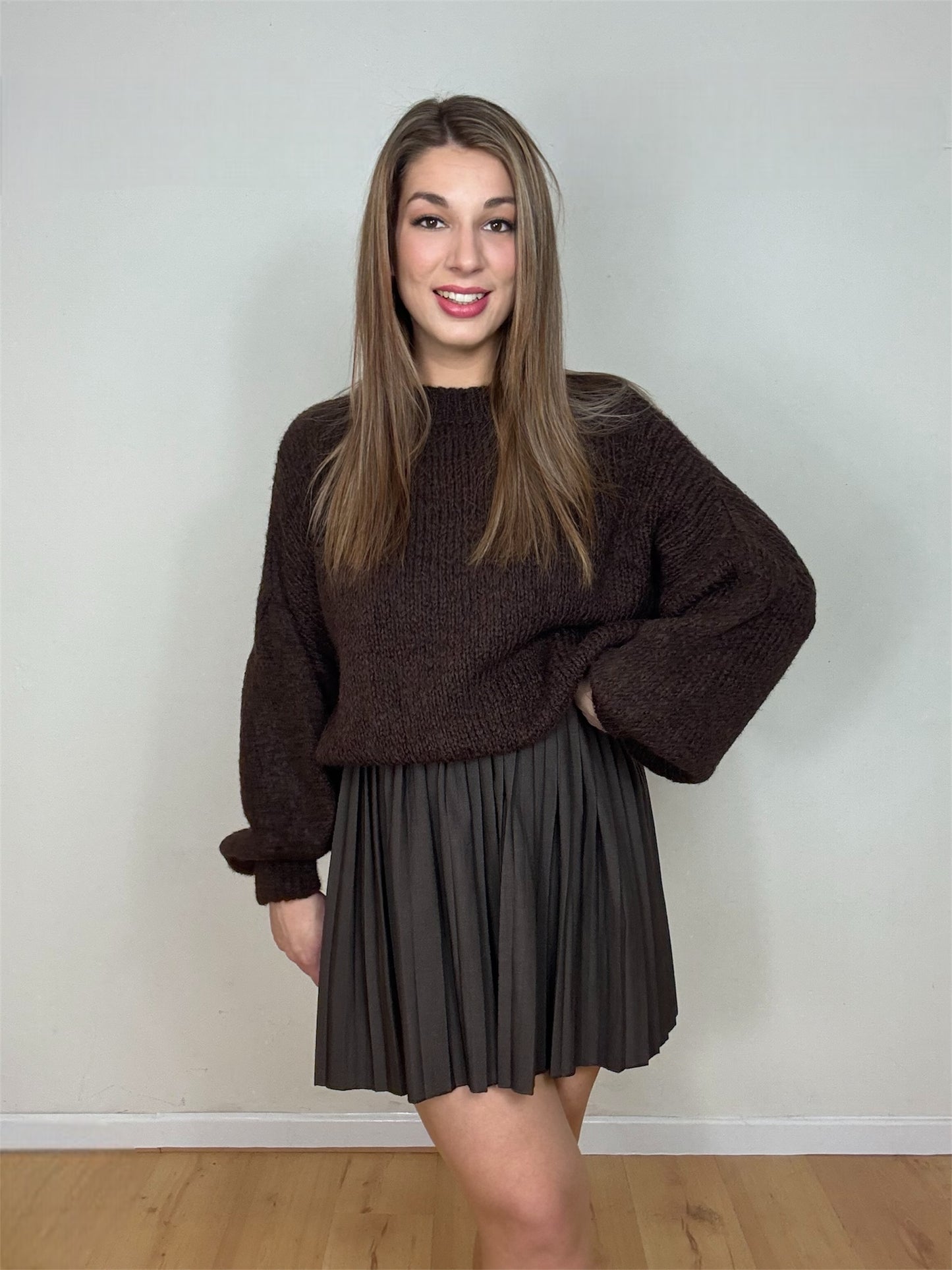 PLEATED SKIRT | BROWN