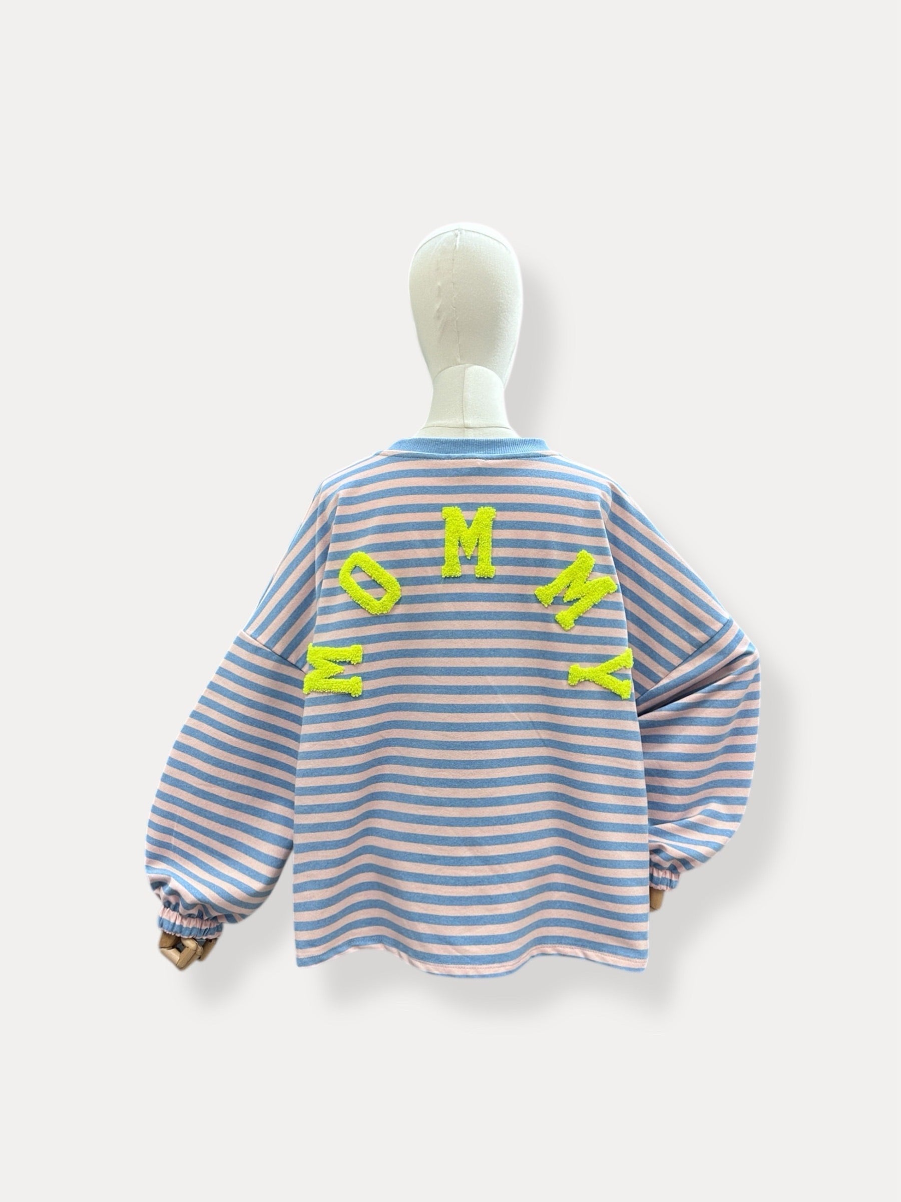 Mommy Streep Sweater | lichtblauw-geel