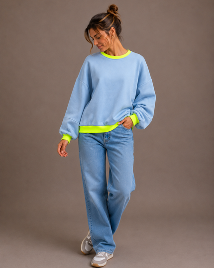 OVERSIZED FLUO SWEATER