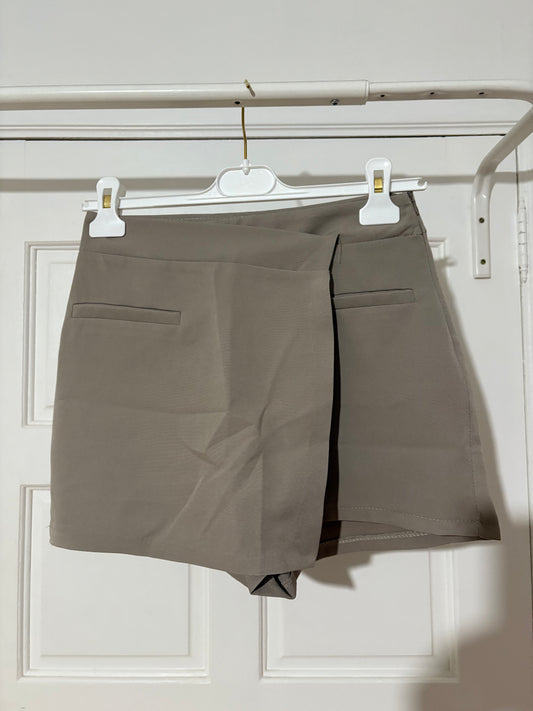 COTTON SKORT | BEIGE