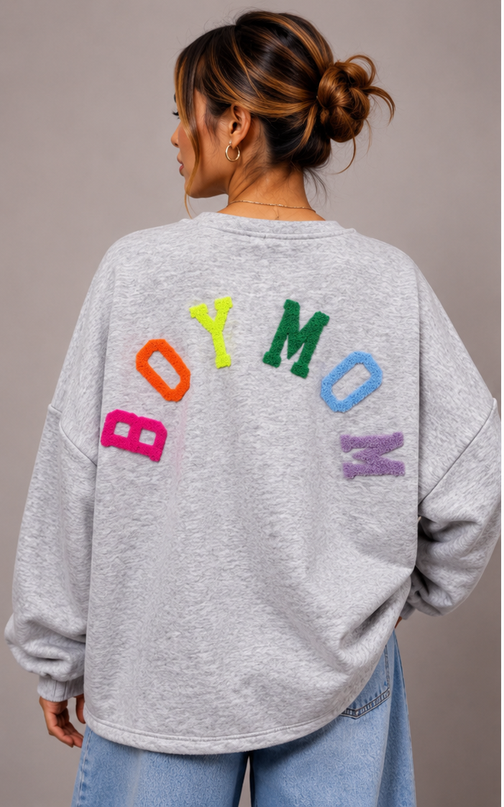 OVERSIZED BOYMOM SWEATER