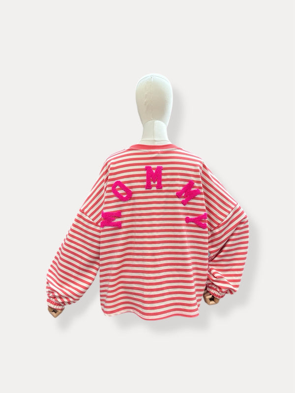 Mommy Streep Sweater | roze-fuchsia