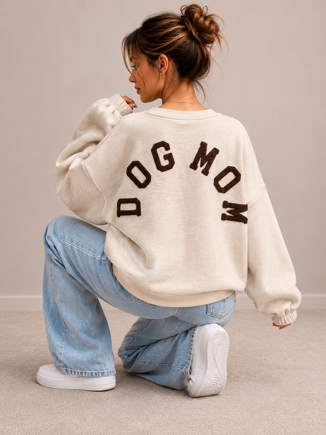 Dogmom Sweater | beige-bruin