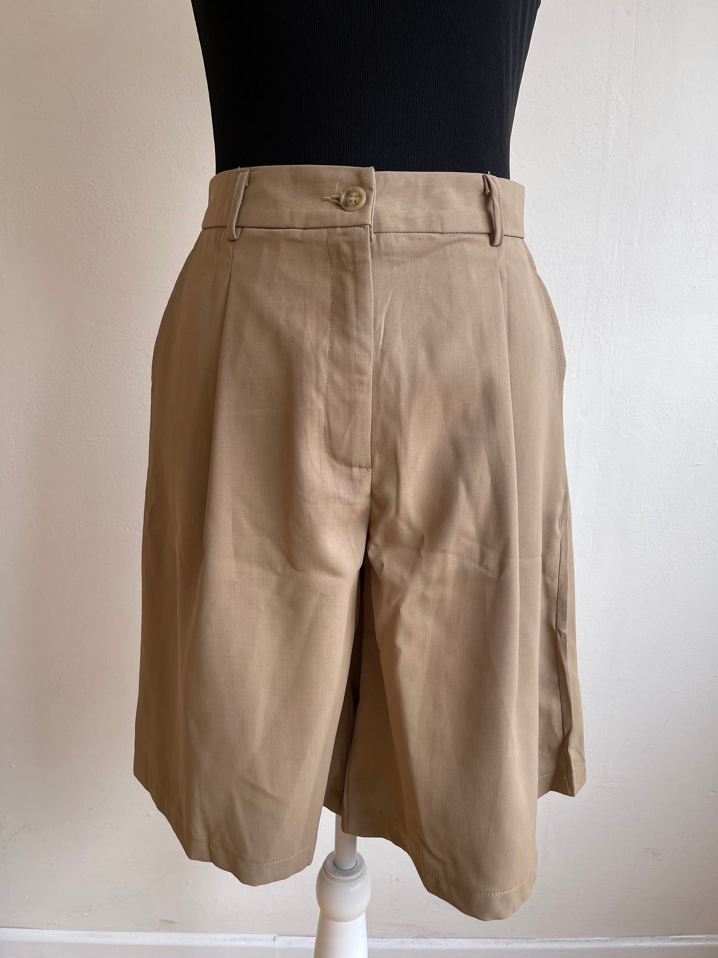 LONG SHORT | TAUPE